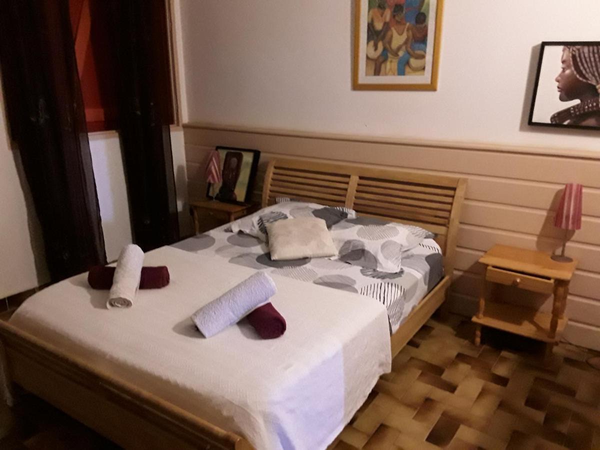 Villa Et Gites Le Safran - Le Triskell Deshaies Dış mekan fotoğraf